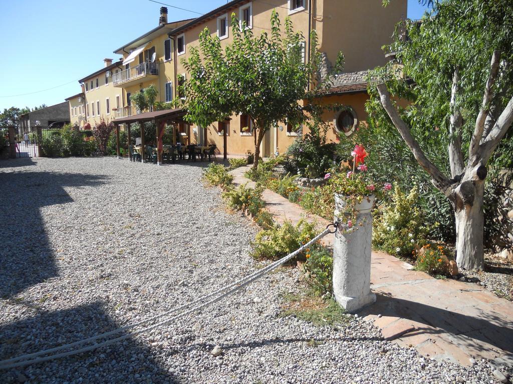 Agriturismo Le Mura Del Gherlo Villa Valeggio sul Mincio Ngoại thất bức ảnh
